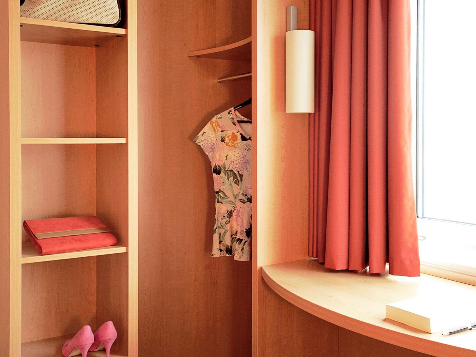 Hotel Ibis La 3*